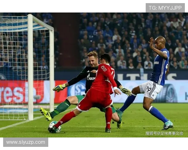 荷媒：勒沃库森瞄准费耶诺德后卫桑德勒(1)